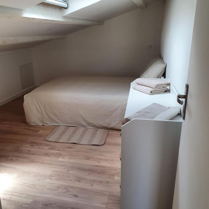 Duplex Sous Les Toits Appartement Riez Buitenkant foto